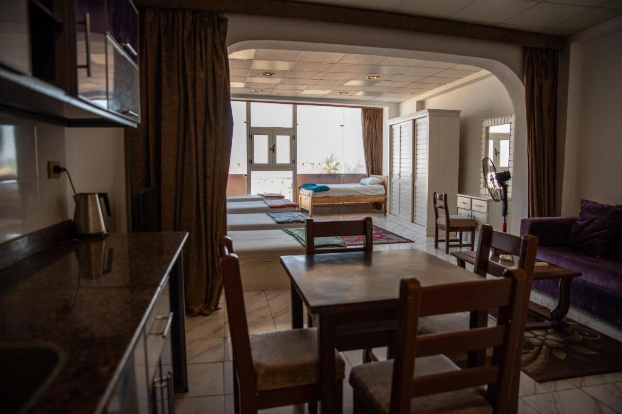 Station House Apartment Dahab Luaran gambar