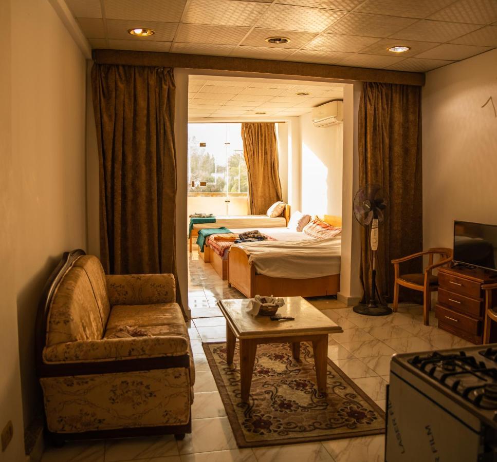 Station House Apartment Dahab Luaran gambar